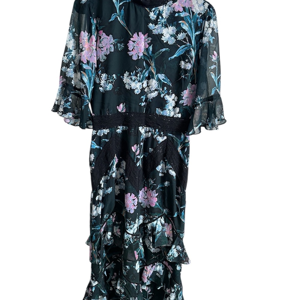 Hope & Ivy The Ellen Floral Black Dress